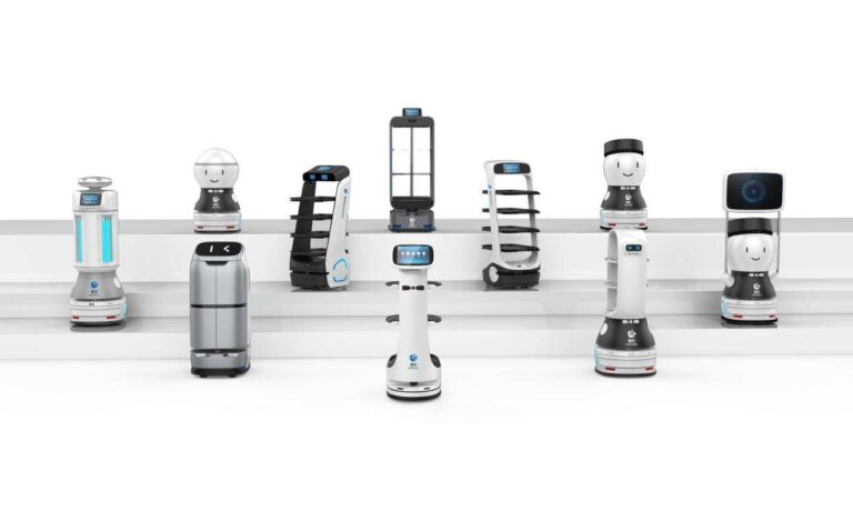 La famille des robots de service Keenon